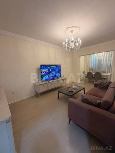 Satılır 3 otaqlı köhnə tikili 85 m², Elmlər Akademiyası m., photo 1 from 9