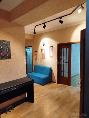 Сдаётся 3-комн. новостройка 100 м², м. Иншаатчылар, photo 13 from 24
