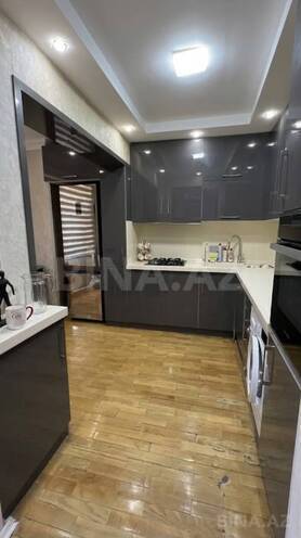 Продаётся 4-комн. вторичка 110 м², м. Нариман Нариманов, photo 11 from 17
