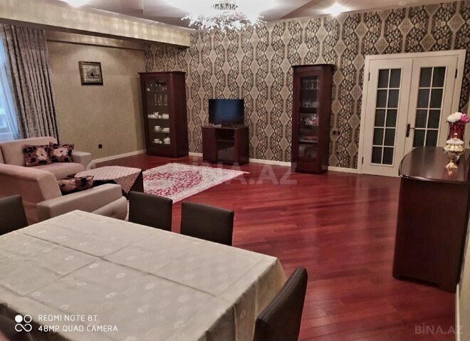 Сдаётся 3-комн. новостройка 147 м², м. Низами, photo 3 from 17