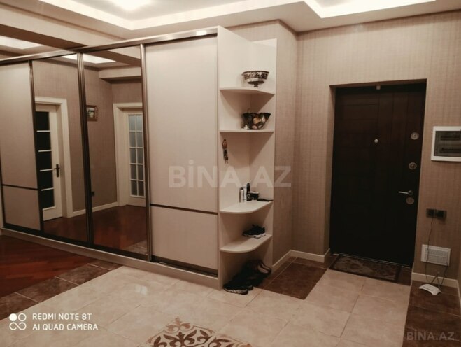 Сдаётся 3-комн. новостройка 147 м², м. Низами, photo 6 from 17
