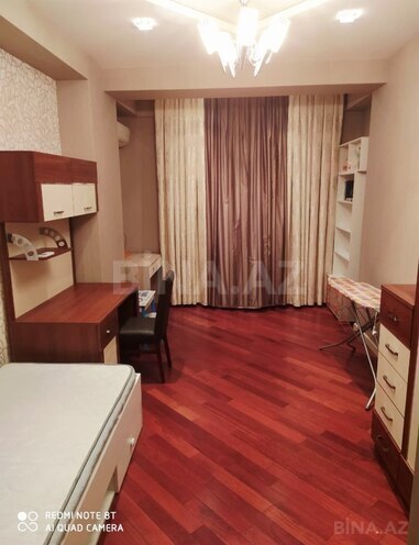 Сдаётся 3-комн. новостройка 147 м², м. Низами, photo 10 from 17