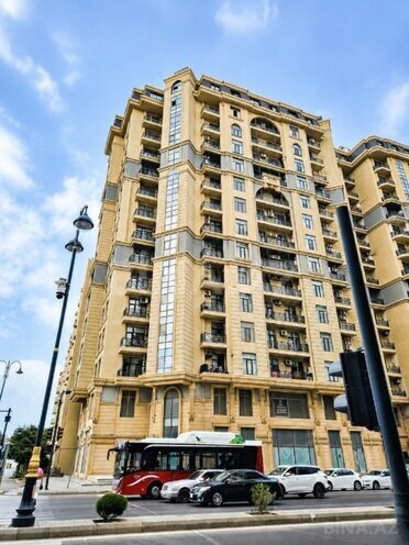 Продаётся 3-комн. новостройка 110 м², м. Гянджлик, photo 1 from 17