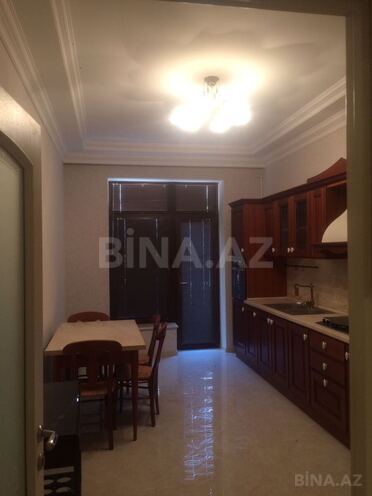 Сдаётся 3-комн. новостройка 160 м², м. Низами, photo 17 from 18