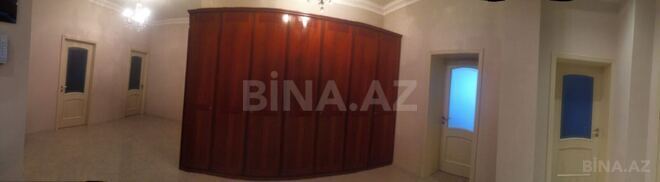 Сдаётся 3-комн. новостройка 160 м², м. Низами, photo 9 from 18