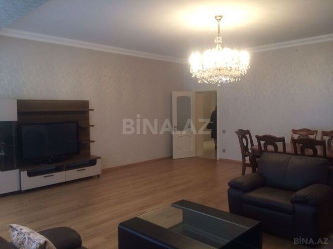 Сдаётся 3-комн. новостройка 160 м², м. Низами, photo 14 from 18