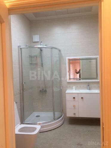 Сдаётся 3-комн. новостройка 160 м², м. Низами, photo 12 from 18