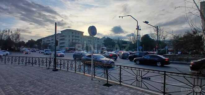 Продаётся 3-комн. вторичка 80 м², Ясамальский р., photo 6 from 7
