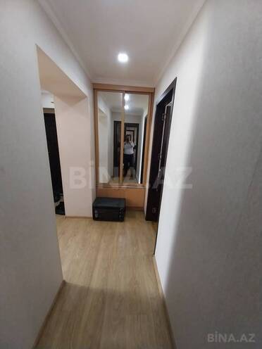 Продаётся 3-комн. вторичка 75 м², м. Иншаатчылар, photo 8 from 15