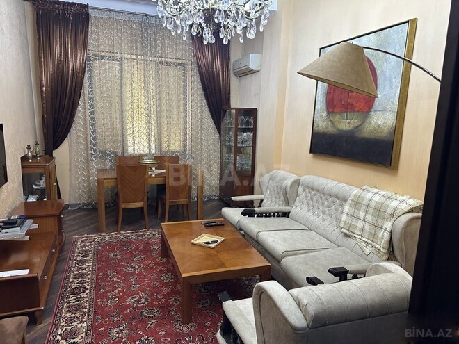 Сдаётся 2-комн. вторичка 90 м², м. Сахил, photo 4 from 8