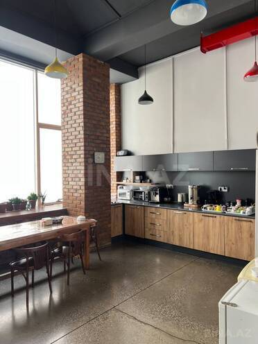 Сдаётся 15-комн. офис 550 м², м. Ичеришехер, photo 1 from 18