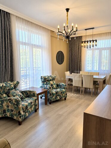 İcarəyə verilir 2 otaqlı yeni tikili 70 m², 28 May m., photo 1 from 11
