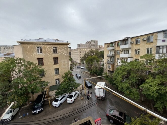 İcarəyə verilir 2 otaqlı köhnə tikili 52 m², Elmlər Akademiyası m., photo 9 from 16