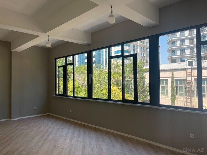 İcarəyə verilir 4 otaqlı ofis 133 m², Səbail r., photo 1 from 6