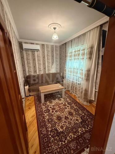 Продаётся 2-комн. вторичка 42 м², пос. Старые Гюнешли, photo 1 from 14