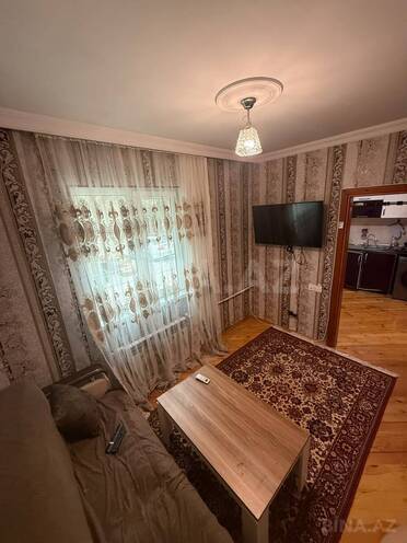 Продаётся 2-комн. вторичка 42 м², пос. Старые Гюнешли, photo 3 from 14