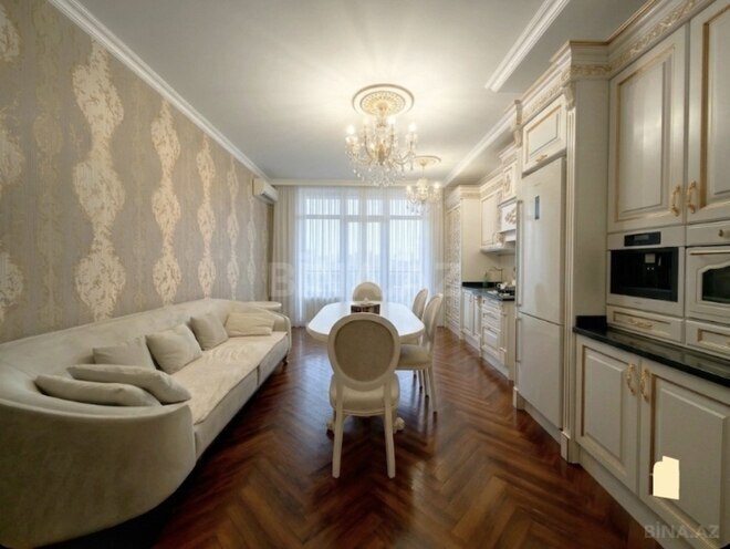 Satılır 4 otaqlı yeni tikili 215 m², 28 May m., photo 20 from 32