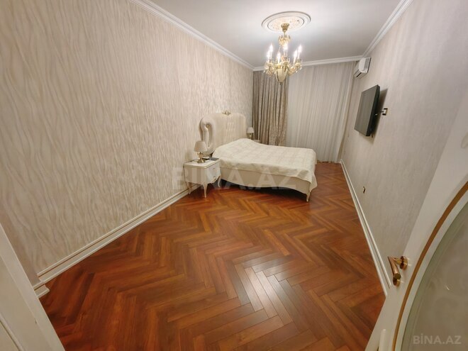Satılır 4 otaqlı yeni tikili 215 m², 28 May m., photo 17 from 32