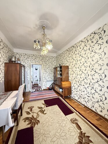 Продаётся 3-комн. вторичка 85 м², м. Низами, photo 14 from 19