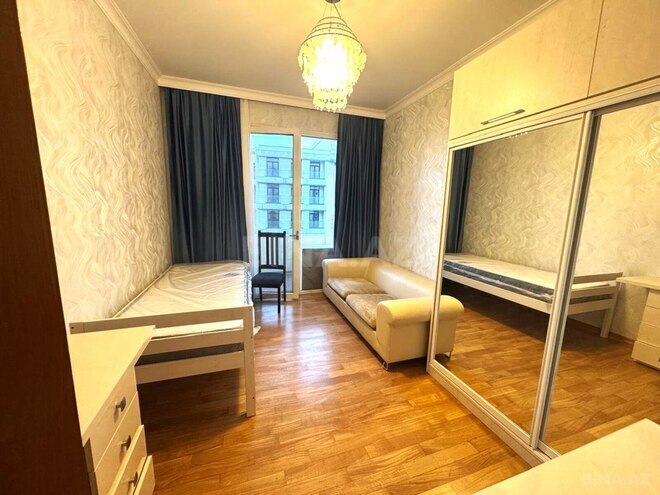 İcarəyə verilir 3 otaqlı köhnə tikili 80 m², Bayıl q., photo 14 from 21