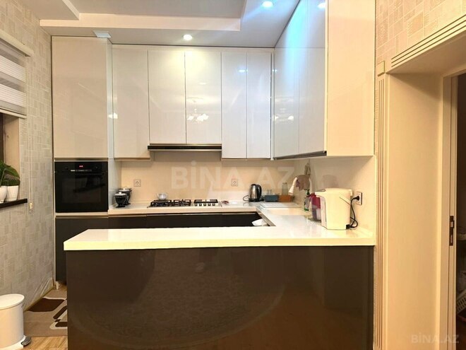 Продаётся 3-комн. вторичка 100 м², м. Нариман Нариманов, photo 8 from 17