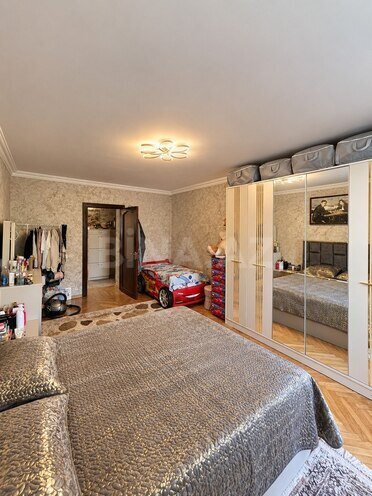 Satılır 3 otaqlı köhnə tikili 75 m², Elmlər Akademiyası m., photo 6 from 16