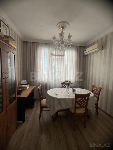 Продаётся 2-комн. вторичка 60 м², м. Элмляр Академиясы, photo 1 from 18