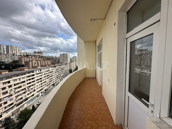 Продаётся 2-комн. новостройка 70 м², Хатаинский р., photo 15 from 17