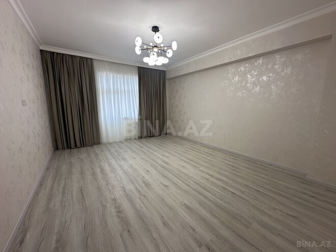 Продаётся 2-комн. новостройка 70 м², Хатаинский р., photo 1 from 17