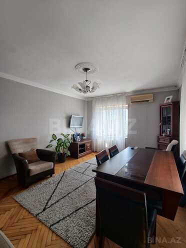 Продаётся 3-комн. вторичка 62 м², м. Элмляр Академиясы, photo 3 from 11