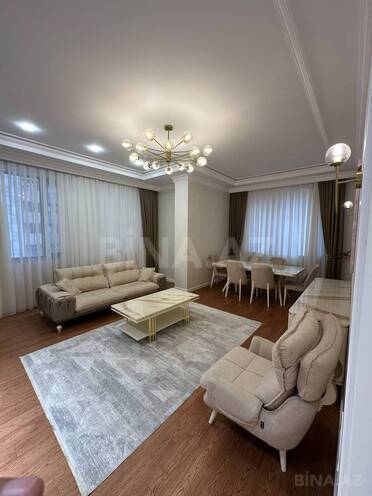 Сдается 3-комн. новостройка 120 м², м. Низами, photo 1 from 20