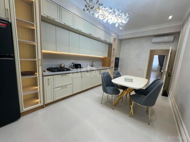 Сдаётся 4-комн. новостройка 180 м², м. Низами, photo 14 from 21