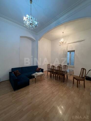 Сдаётся 2-комн. вторичка 60 м², м. Сахил, photo 1 from 12