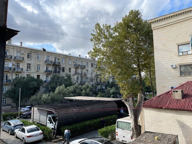 İcarəyə verilir 3 otaqlı köhnə tikili 75 m², Elmlər Akademiyası m., photo 12 from 15