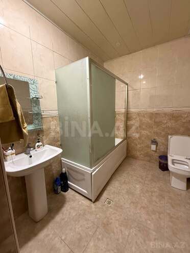 Сдаётся 3-комн. новостройка 125 м², м. Низами, photo 17 from 19