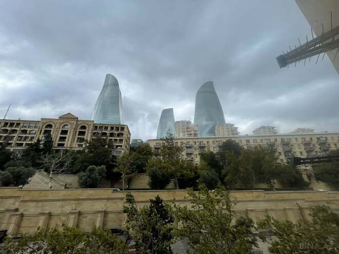 Сдаётся 3-комн. новостройка 130 м², м. Ичеришехер, photo 23 from 32