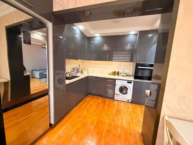 Satılır 4 otaqlı köhnə tikili 111 m², Gənclik m., photo 13 from 16