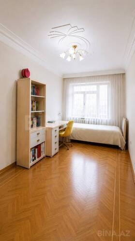 Satılır 3 otaqlı yeni tikili 135 m², Qara Qarayev m., photo 14 from 19