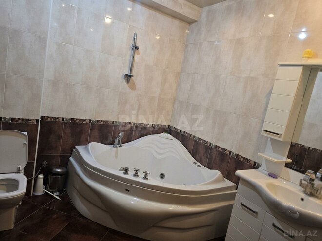Продаётся 3-комн. новостройка 135 м², м. Низами, photo 10 from 12