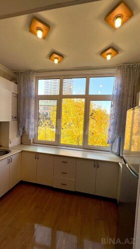 Сдаётся 2-комн. вторичка 65 м², м. Ичеришехер, photo 10 from 13