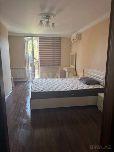 Сдаётся 3-комн. вторичка 70 м², м. Ичеришехер, photo 4 from 12