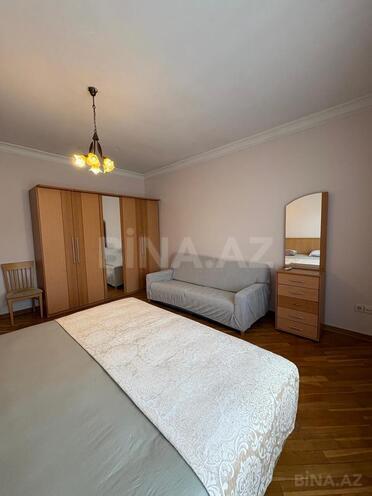 Сдаётся 3-комн. новостройка 120 м², Насиминский  р., photo 12 from 22