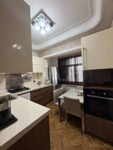 Satılır 4 otaqlı köhnə tikili 90 m², Bakıxanov q., photo 6 from 20
