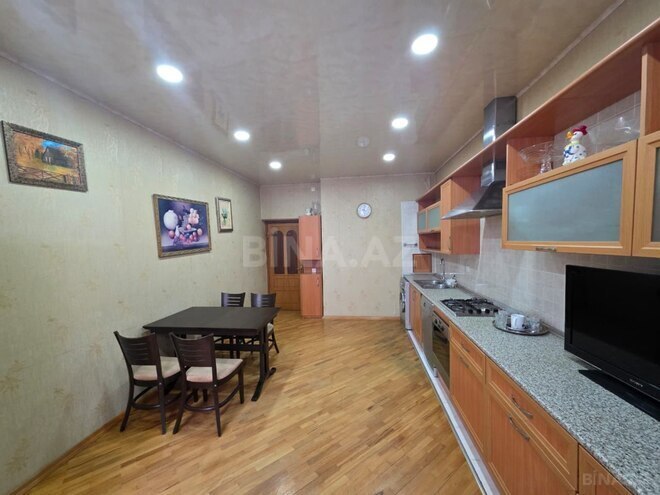 Сдаётся 2-комн. новостройка 114 м², м. Низами, photo 11 from 18