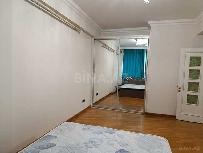 Сдаётся 3-комн. вторичка 185 м², м. Ичеришехер, photo 20 from 23