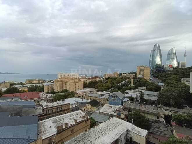 Сдаётся 3-комн. вторичка 185 м², м. Ичеришехер, photo 6 from 23