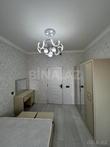 Продаётся 2-комн. вторичка 65 м², м. Кара Караев, photo 8 from 15