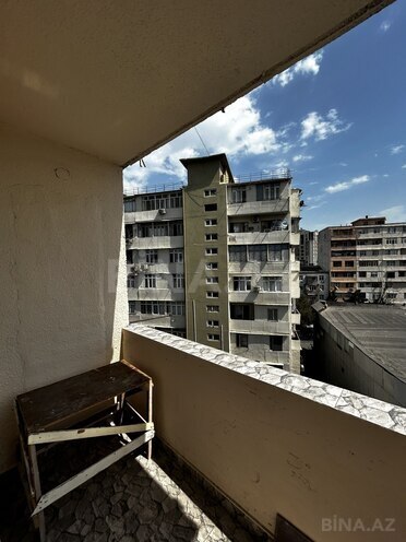 Продаётся 2-комн. вторичка 65 м², м. Кара Караев, photo 12 from 15