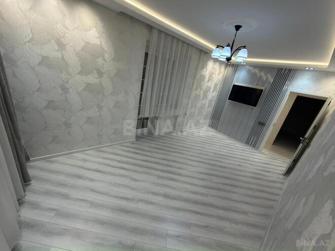 Продаётся 3-комн. вторичка 65 м², м. Ази Асланов, photo 3 from 24