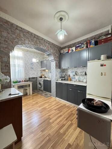 Satılır 4 otaqlı köhnə tikili 110 m², Azadlıq Prospekti m., photo 14 from 30